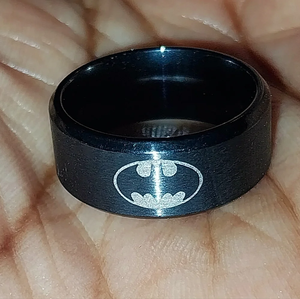 N/A stylish black